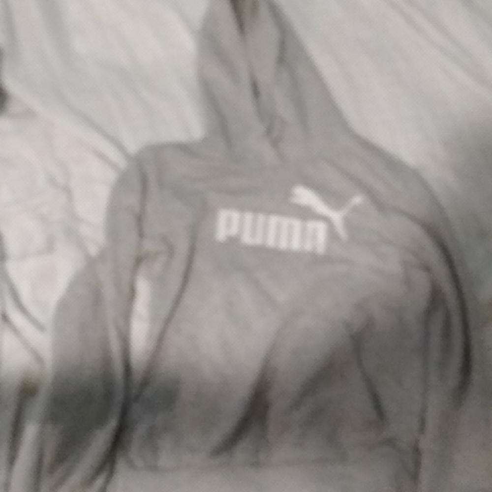 Clothes - Picture 3 of 5